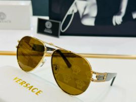 Picture of Versace Sunglasses _SKUfw57312999fw